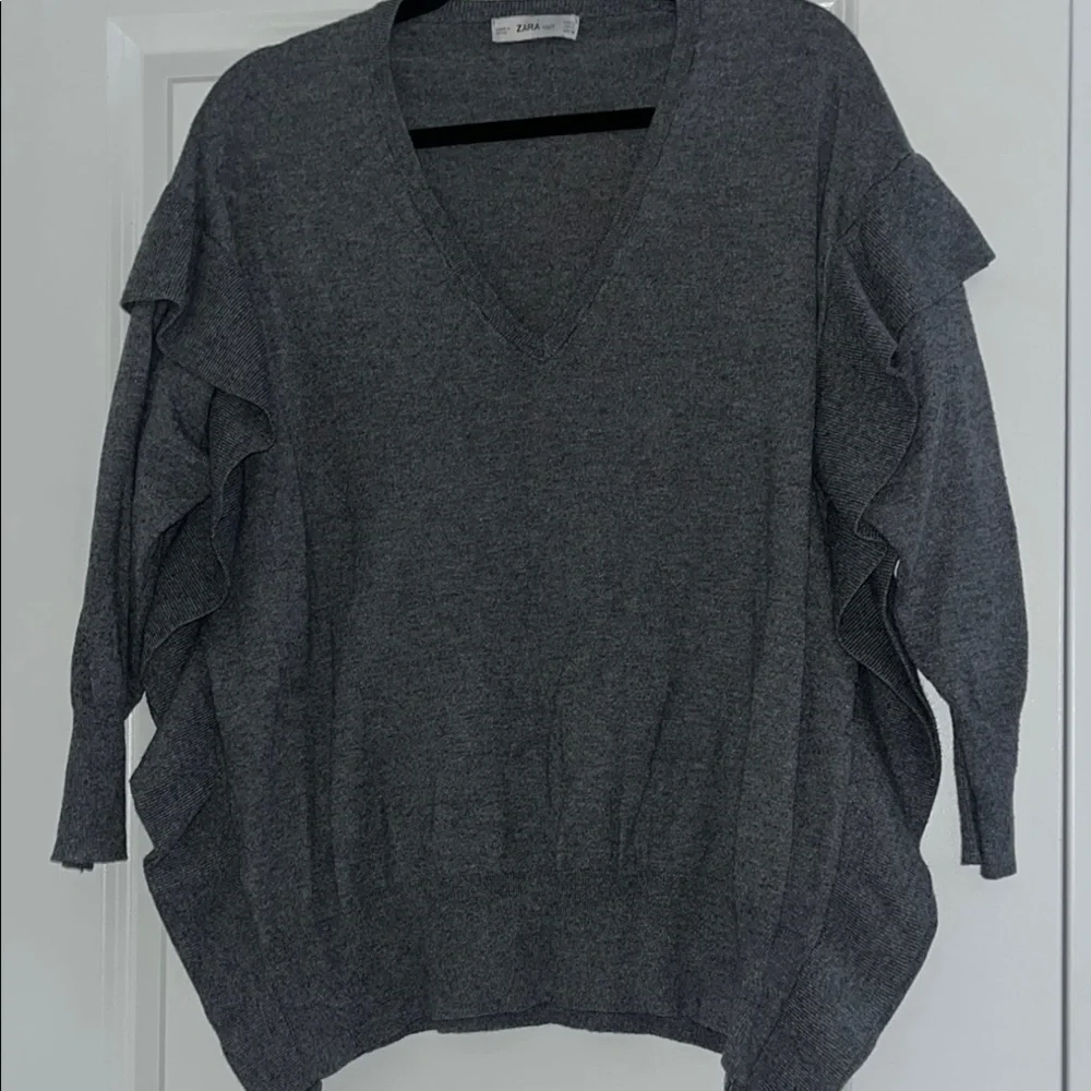 Zara Gray Women's Sweater Size L